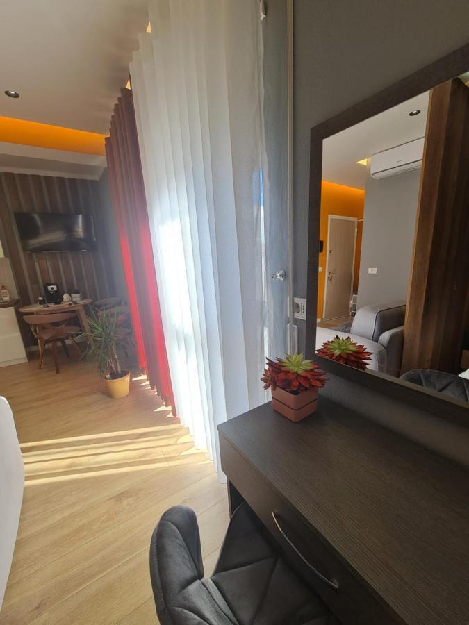 Appartamento Sunny - Blloku Tirana, Near *